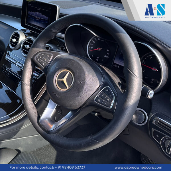 MERCEDES BENZ GLC 220D - Image 2
