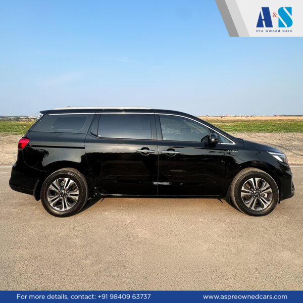 KIA CARNIVAL LIMOUSINE - Image 4