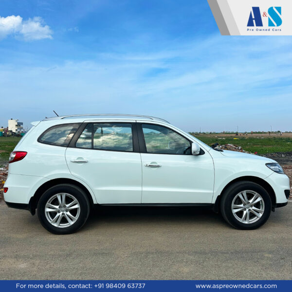 HYUNDAI SANTAFE (AT) - Image 4