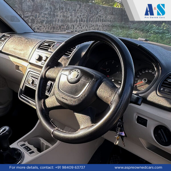 SKODA FABIA (MANUAL) - Image 4