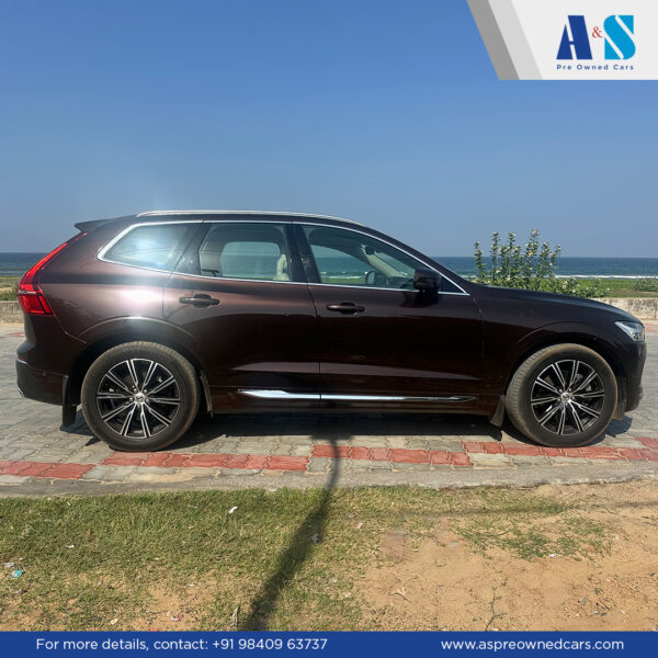 VOLVO XC60 NEW SHAPE INSCRIPTION - Image 2