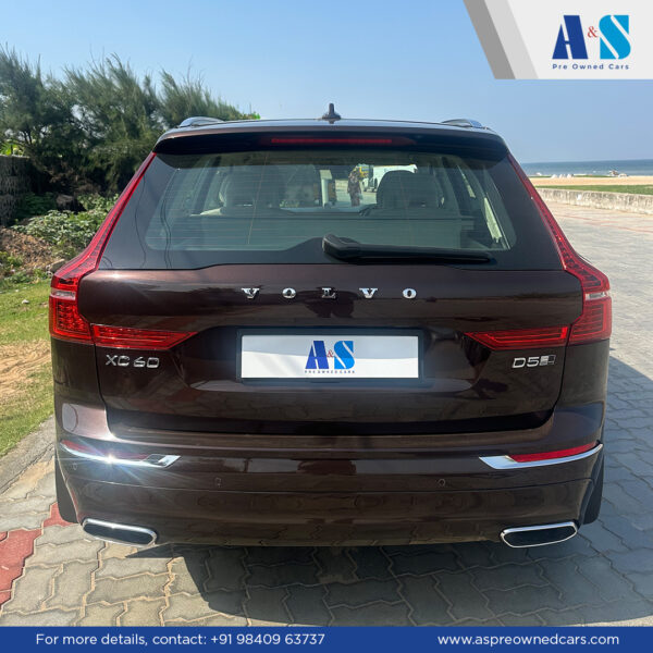 VOLVO XC60 NEW SHAPE INSCRIPTION - Image 3